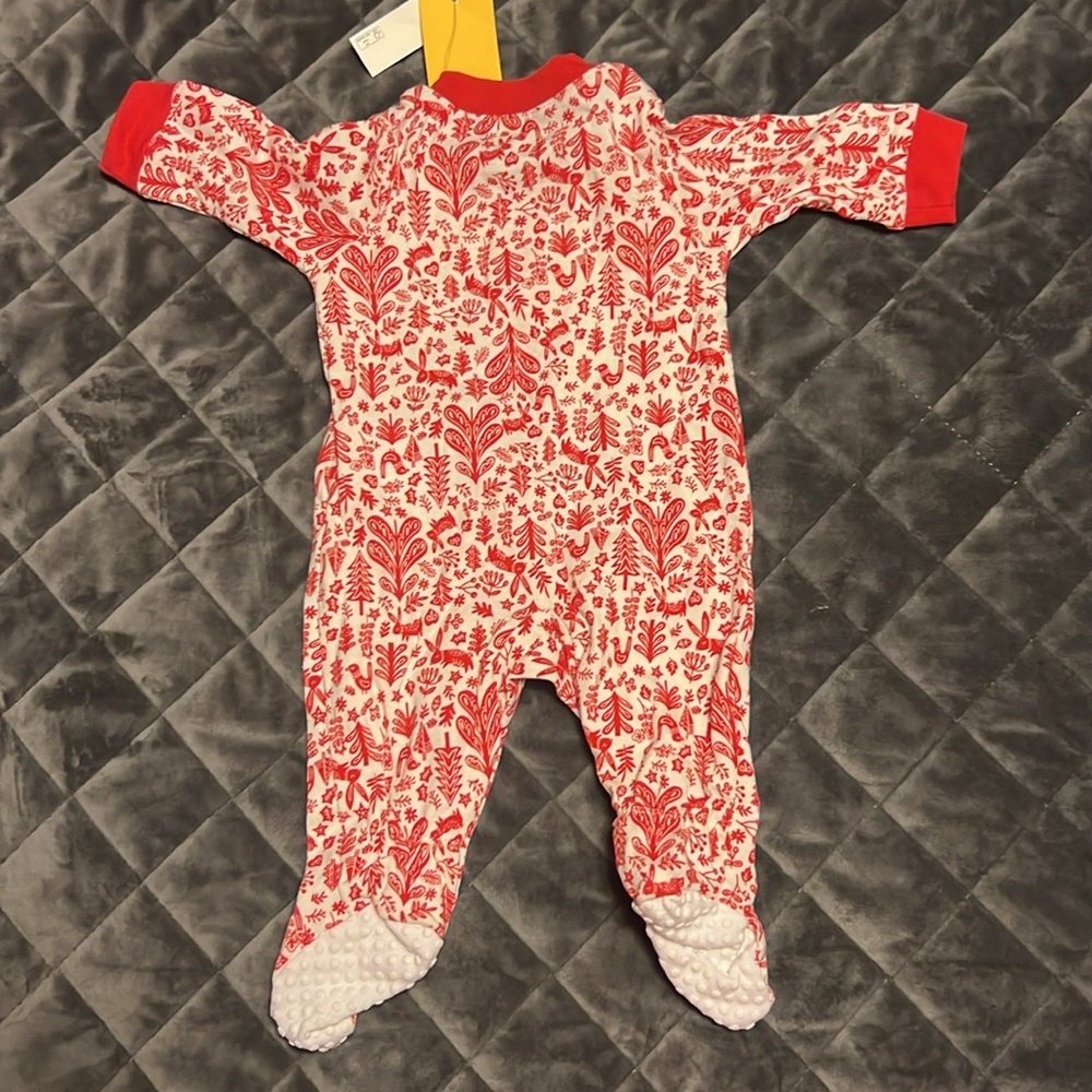 NWT Newborn Christmas Sleeper - Picture 4 of 6